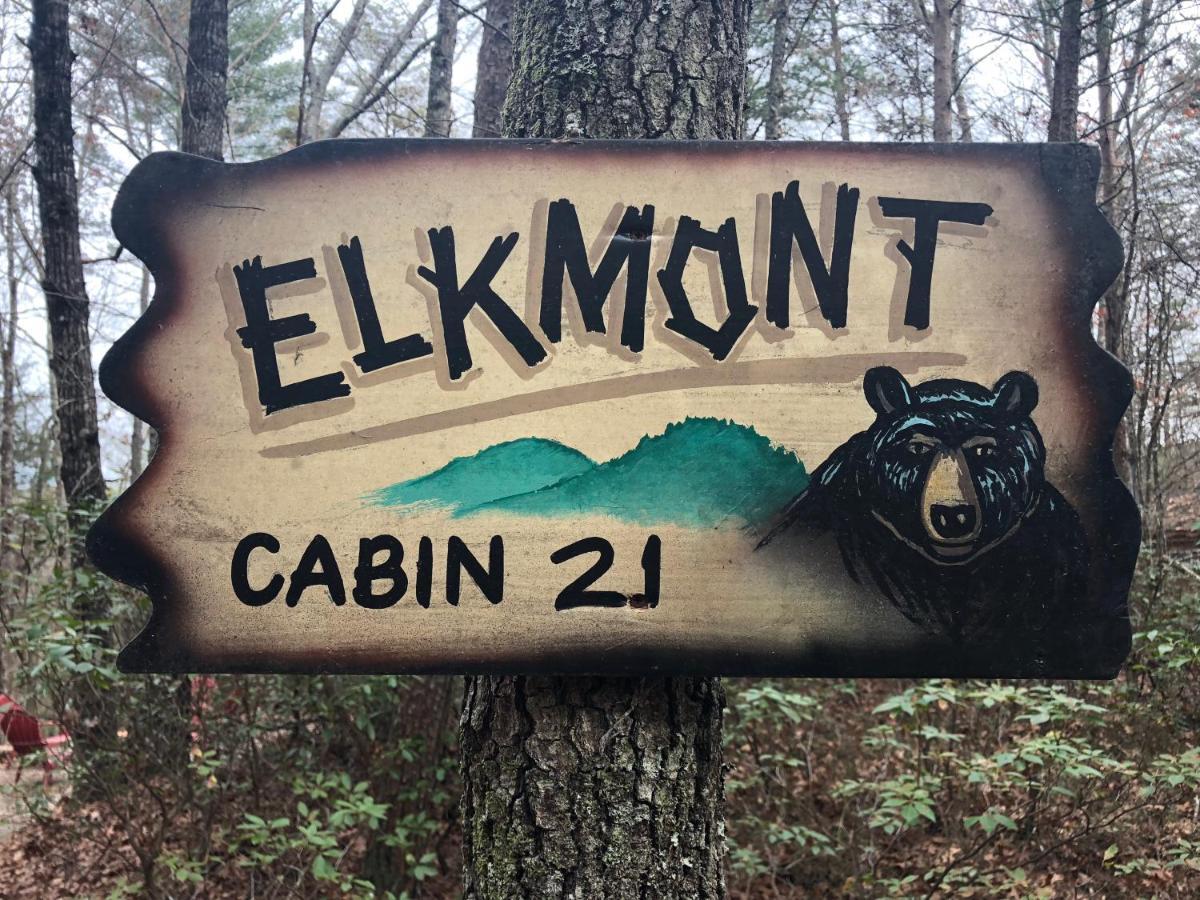 Mountain-Top Cabin Get-Away With Hot Tub And A View Sautee Nacoochee Eksteriør billede