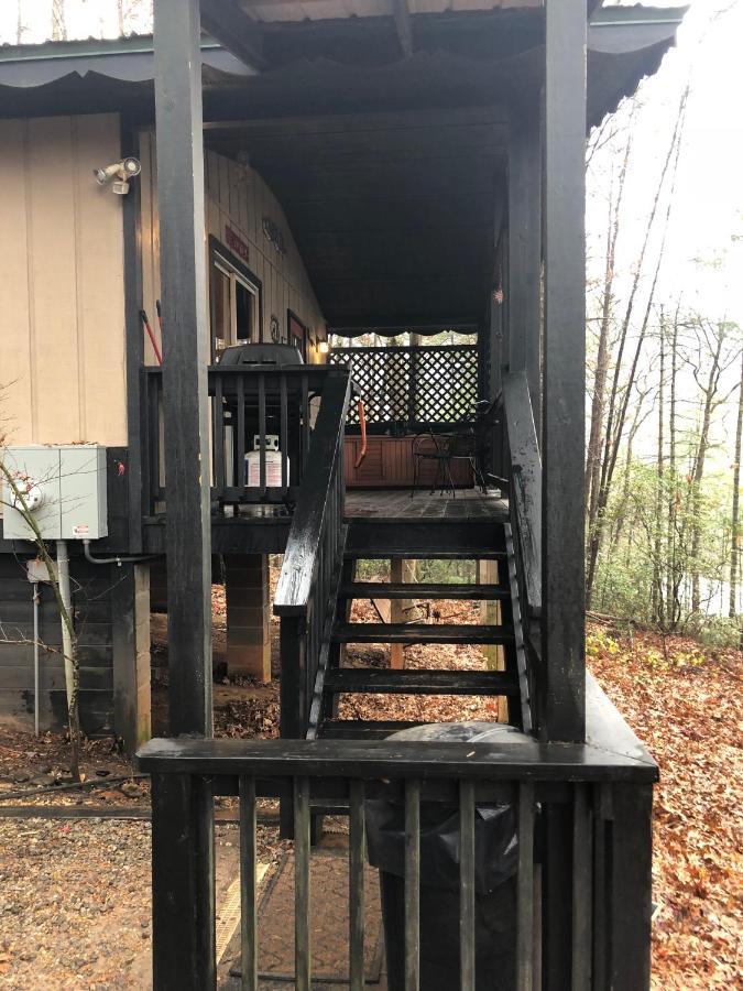 Mountain-Top Cabin Get-Away With Hot Tub And A View Sautee Nacoochee Eksteriør billede