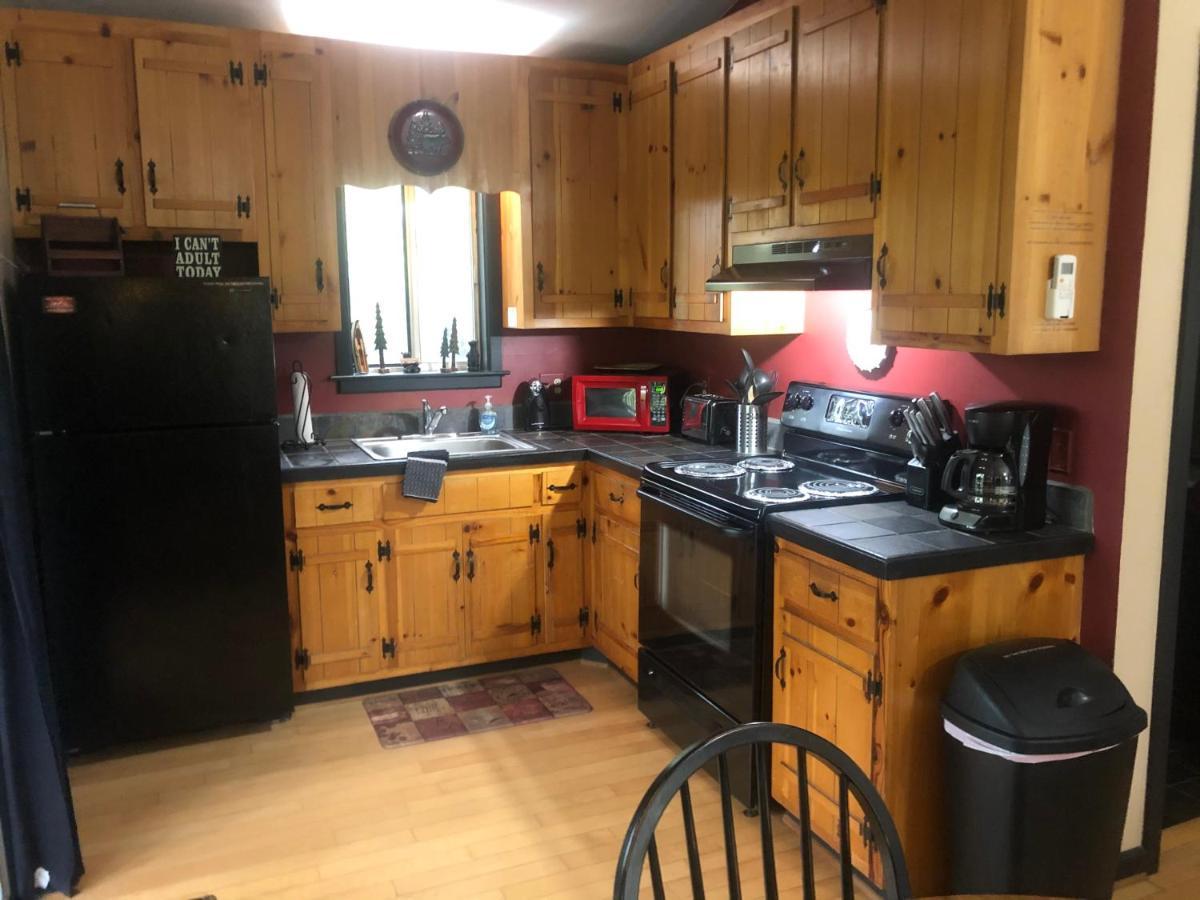 Mountain-Top Cabin Get-Away With Hot Tub And A View Sautee Nacoochee Eksteriør billede